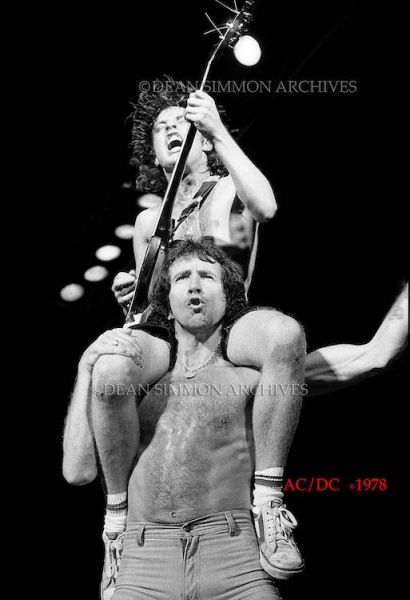 AC/DC #AV0313-8AA