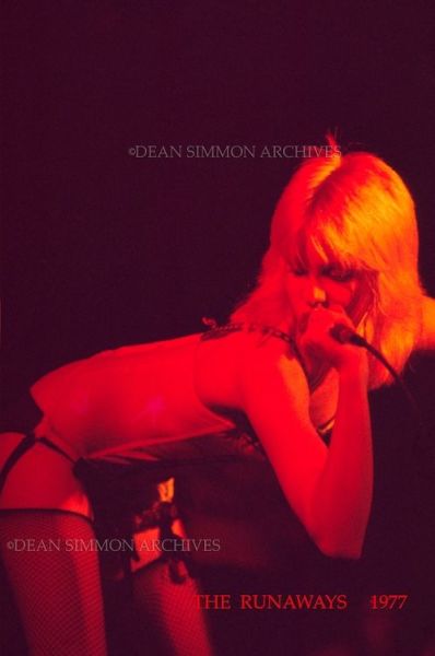 THE RUNAWAYS #1466-BG77